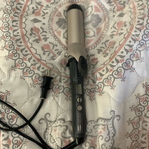 Infiniti pro curling iron